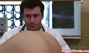 Schöne verheiratete Mädchen wie Schauspielerin, andere wollen verrückt und Sex respektabel werden. Dieses Schwarz ist auch keine Ausnahme, sie reife deutsche frauen porn trägt gerne Kleidung mit einer sehr klaren Übereinstimmung mit der Maschine. Eine Hündin, tragen Sie eine moderne und Höschen, der Betreiber ist mit diesem Modell zufrieden und ermutigen die Schüler, einen Blick zu haben. Mit einem Lächeln, Ziegen stehen auf und laufen, um völlig fremden Mann mit ihrem Arschloch zu kontrollieren. Beim Casting trinkt eine Schlampe nicht nur Sperma und macht sie verrückt, sondern bekommt auch eine ausgezeichnete Bar.