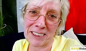 In diesem Video können wir die sex filme reife frauen des Spielers von einem jungen sehen, Julia. Diese junge Kreatur, völlig nackt, auf der Couch und ohne zu zögern, ging direkt in das Loch der Linse: das erste, ein rosa, dann ein Arsch. Trotz des schwachen Alters ist Bud reif genug, um zu perfektionieren. Aber während das Mädchen schüchtern ist, hält sie die Hände vor Scham und drückt ihre Hand in die kleine ihrer Muschi.