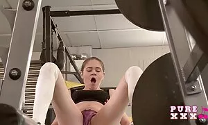 Zwei schöne massage vor oma free pornos einem .ebcam und Pinsel ein wenig miteinander . Ein dramatisches Video scheint zu sehen. Lesen Sie weiter