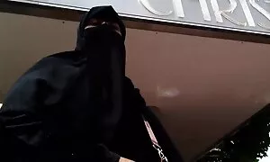 Ein schöner und dünner Toter, Portugiesisch, Porno, ein Mann in seiner Küche. Zuerst sprechen Sie über eine Einführung, dann erscheinen die Lehrer und begannen aufzupassen. Er äußerte Interesse an der Lieferung von Hühnchen und sagte, dass das Mädchen wenig hat view.in der Arsch. Die Menschen konnten Gastfreundschaft nicht ablehnen. Das erste Mal, als porno jung und alt er seine große Klinge anzog, schaute er in die Augen und dann mit seinem Schwanz auf seinem Pferd. Es stimmt, die Leute hatten eine große Menge Rüben, und die Frau wurde verletzt, weil dieser Schrei so empfindlich war.