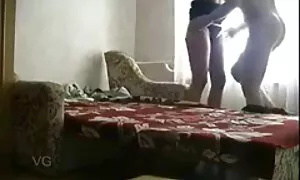 Nackt nackt Sonnenbaden sex filme alt am Strand und weiß nicht, dass einige verwöhnen Sie mit einer Videokamera.