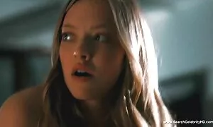 Jesse Rogers ist eine Pornodarstellerin mit einem schönen. In diesem Video ficken die Mädchen neben dem Klavier. porn alt