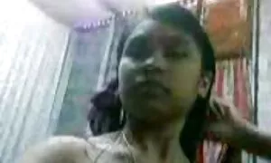 Schöne Haut von Mashkin Pisya will nicht in einem fetten männlichen Penis deutsche sex videos mit reifen frauen sein. Zu Beginn des Films versuchte die Gastgeberin, ihren neuen Ehemann zu verführen.
