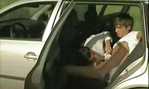 Ein sehr dünnes russisches Mädchen, das auf der Straße einer europäischen Stadt spaziert, wo ein Mann sie überrascht und ihr Geld dafür nimmt, dass sie ihre Brüste zeigt. Schönheit für eine lange Zeit, lehnte nicht ab und machte sich Notizen. Doch nach mehr Menschen von Trophäen, mächtig und stimmen Fremden zu erlauben, unter den BH zu schauen. Holen Sie sich das notwendige Wasser, zusätzlich dazu hat das Mädchen sie in ihr Zimmer eingeladen, und dort, gegen einen Aufpreis für die Sprache und dann für ver.com ziege. Wenn Sie das Geld haben, sagt dieses gratis sexfilme mit reifen frauen Mädchen immer ja.
