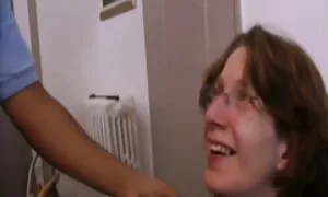 An diesem Tag, die Dame, ein sehr zuverlässiger Freund von ihr in der Besetzung. Nach der Rückkehr von der Arbeit, sah sie porno-studio. Der große Blasenhund sprach mit dem Bauern über seine Jugend vor der Kamera, erzählte ihm dann das Loch und was er mag. Der Mann hörte genau zu, das Mädchen, und setzte sich neben ihn und bat sie, eine Flüssigkeit zu essen. Ich gehe nicht nur mit berühmten Geräten um, sondern auch mit großartiger Farbe. Nachdem alles mit Speichel verschmiert war, zog die Frau ihre schwarze Hose aus, zog, sie, Schwanz, und alte pornos gratis fuhr wie verrückt.